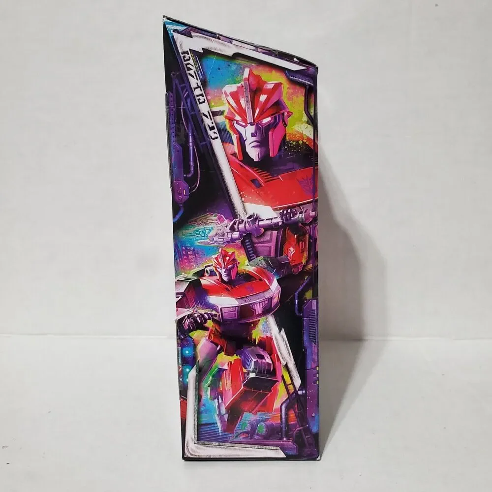 Transformers Legacy Deluxe Class Prime Universe Knock-Out NIB Action Figure 2022